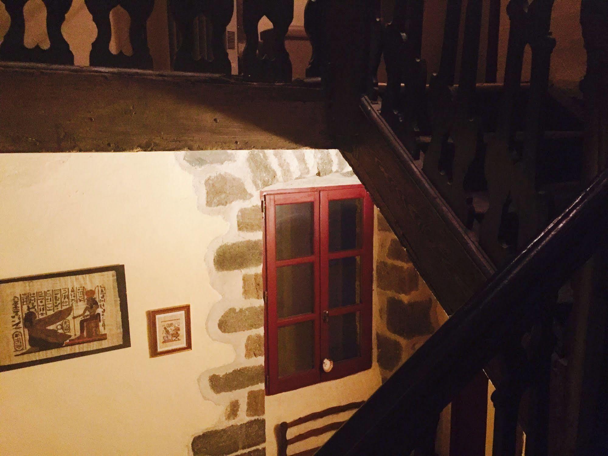 Une Coquille Sous L'Oreiller Le Puy-en-Velay 외부 사진