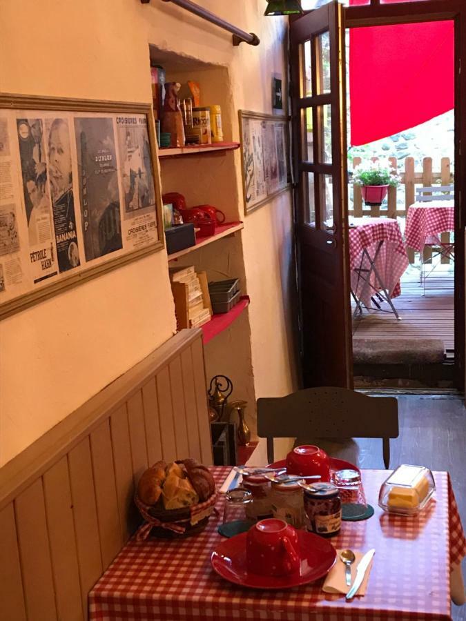 Une Coquille Sous L'Oreiller Le Puy-en-Velay 외부 사진
